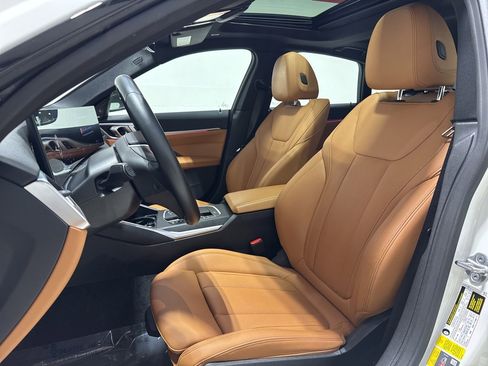 Used 2023 BMW i4 eDrive35 w/ Premium Package image 14