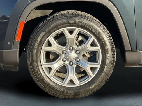 Used 2022 Jeep Wagoneer Series II w/ Convenience Group I image 27