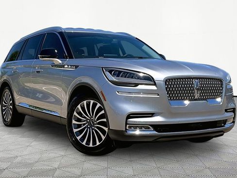 Used 2020 Lincoln Aviator Reserve w/ Elements Package Plus RWD image 12