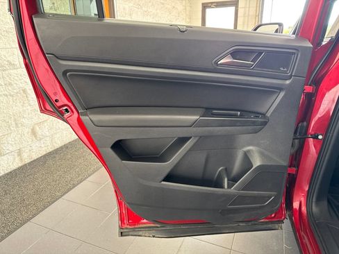 Used 2021 Volkswagen Atlas SEL Premium AWD/4WD image 42