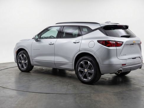 Used 2025 Chevrolet Blazer LT FWD image 6