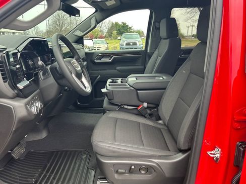 New 2026 GMC Sierra 1500 Elevation image 12