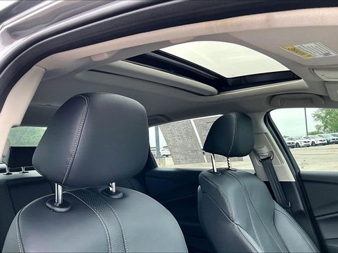 Used 2025 Acura TLX w/ Technology Package image 22