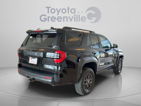 Certified 2025 Toyota 4Runner SR5 AWD/4WD image 6