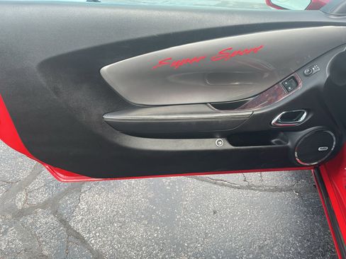 Used 2010 Chevrolet Camaro SS image 9