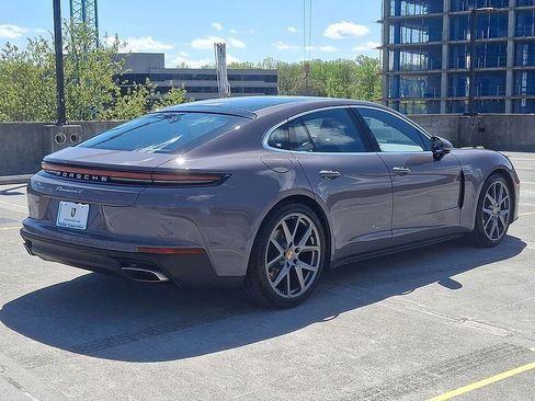 Used 2025 Porsche Panamera 4 image 8