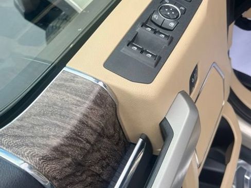 Used 2017 Ford F350 Lariat w/ Tow Technology Bundle AWD/4WD image 24