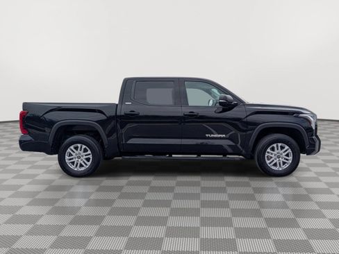 Used 2023 Toyota Tundra SR5 w/ SR5 Convenience Package AWD/4WD image 6