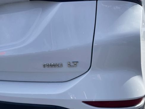 Used 2022 Chevrolet Equinox LT image 14