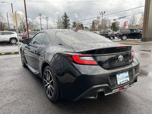 Used 2022 Toyota GR86 image 7