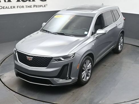 Used 2024 Cadillac XT6 Premium Luxury w/ Technology Package AWD/4WD image 46