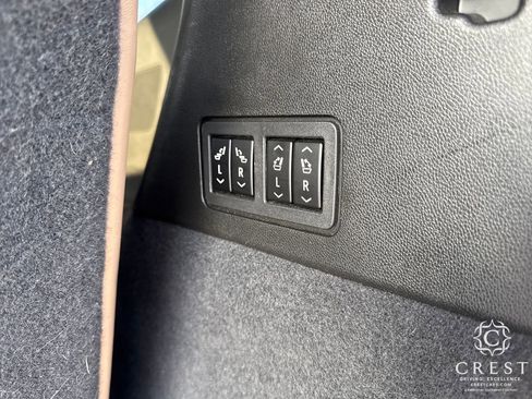 Used 2021 Cadillac XT6 Sport w/ Platinum Package image 27