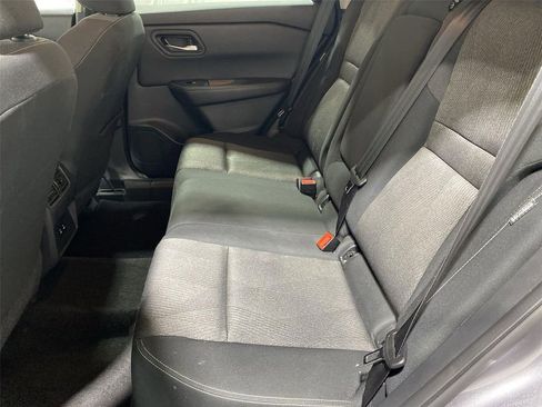 Used 2024 Nissan Rogue SV image 25