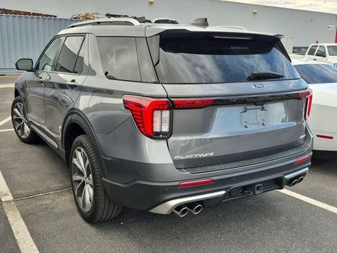 Used 2025 Ford Explorer Platinum w/ Ultimate Package AWD/4WD image 7
