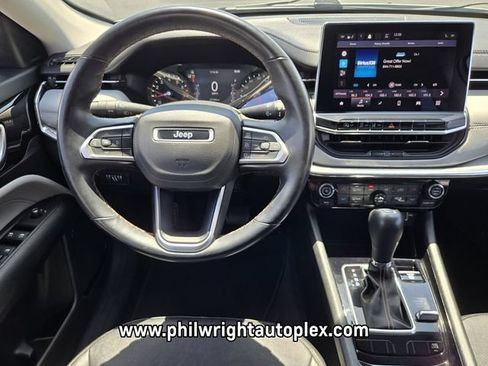 Used 2022 Jeep Compass Limited AWD/4WD image 12