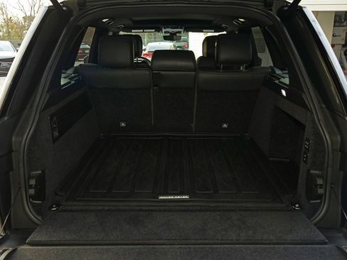 Used 2019 Land Rover Range Rover Supercharged image 31