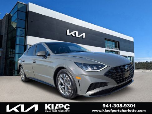Used 2023 Hyundai Sonata SEL w/ Preferred Accessory Package image 1