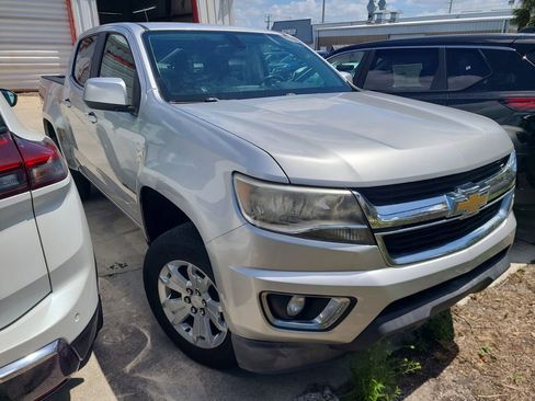 Used 2015 Chevrolet Colorado LT w/ LT Convenience Package image 2