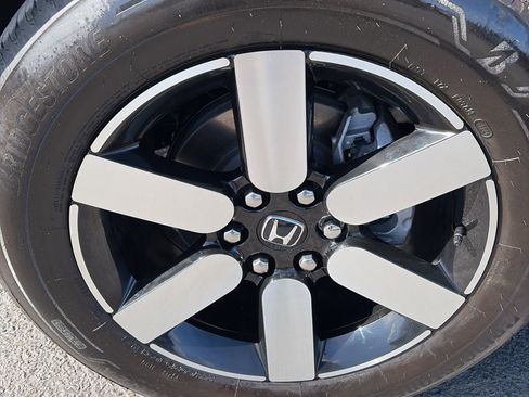 Used 2024 Honda Prologue Touring image 9