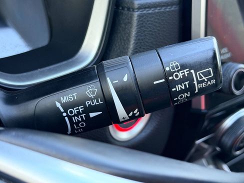 Used 2018 Honda CR-V EX-L image 40