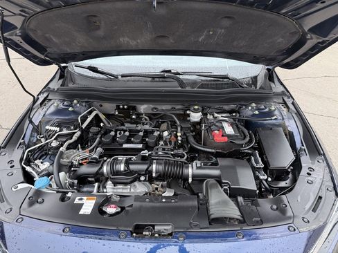 Used 2019 Honda Accord LX image 30