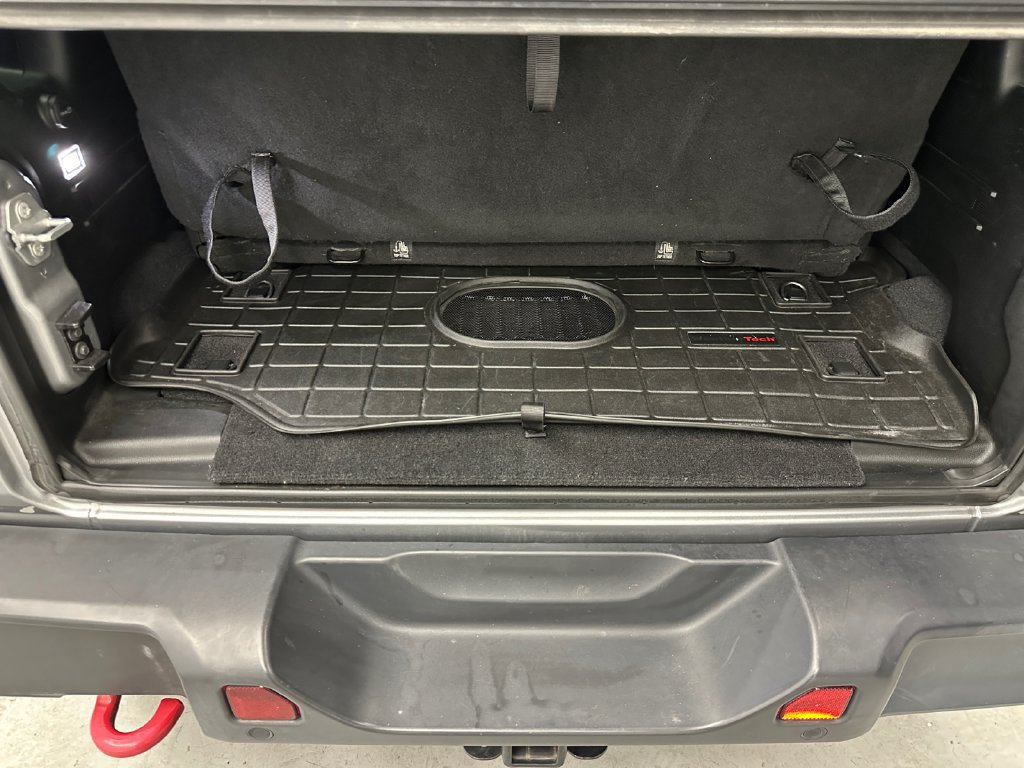 Used 2018 Jeep Wrangler Rubicon AWD/4WD image 17