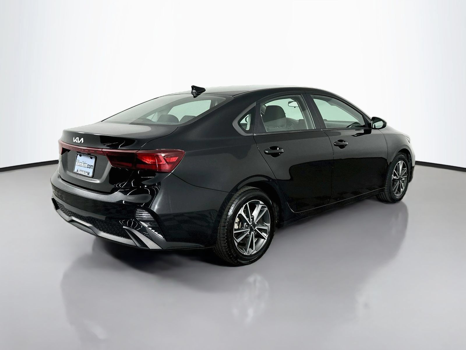 Used 2023 Kia Forte LXS FWD image 7