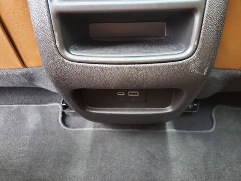 Certified 2022 Cadillac XT5 Premium Luxury image 47