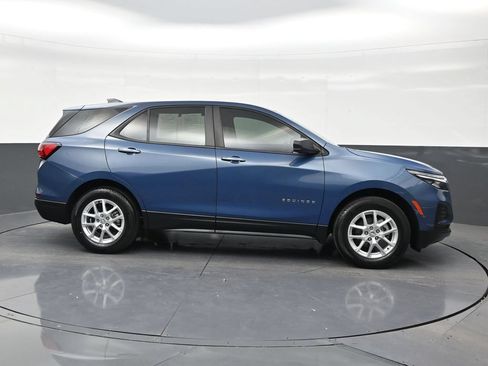 Used 2024 Chevrolet Equinox LS FWD image 6