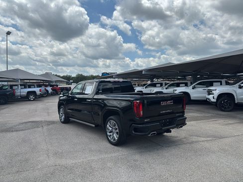 Certified 2026 GMC Sierra 1500 Denali w/ Denali Reserve Package AWD/4WD image 9