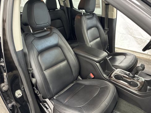 Used 2016 GMC Canyon SLT AWD/4WD image 12