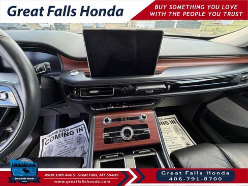 Used 2022 Lincoln Aviator Reserve w/ Equipment Group 201A AWD/4WD image 13