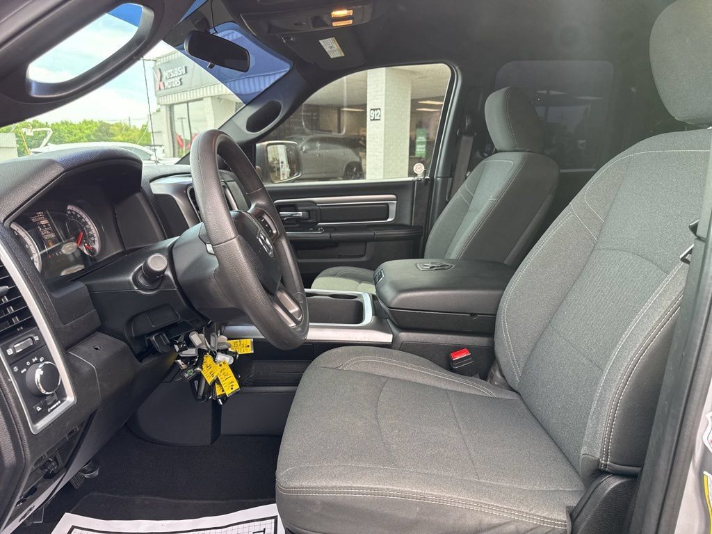 Used 2021 RAM 1500 Warlock AWD/4WD image 18