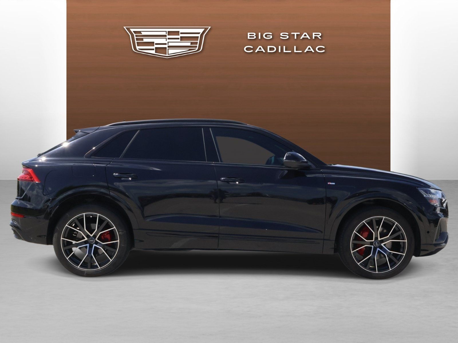 Used 2019 Audi Q8 Prestige w/ Year 1 Package AWD/4WD image 6