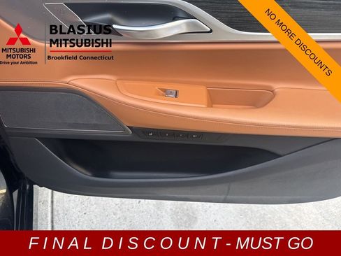 Used 2021 BMW 750i xDrive w/ Executive Package image 45