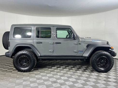 Used 2023 Jeep Wrangler Unlimited w/ Sun & Screen Package image 5