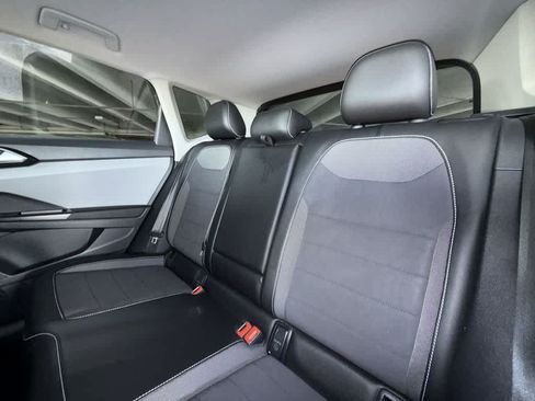 Used 2023 Volkswagen Taos SE FWD image 22