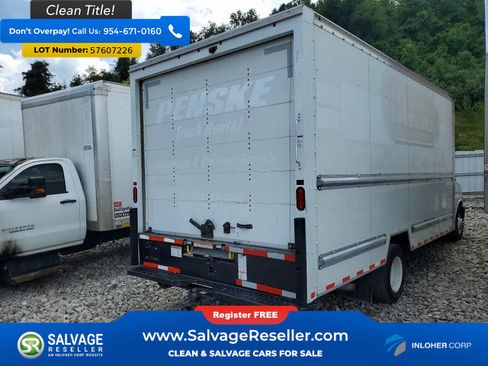 Used 2022 GMC Savana 3500 Extended w/ Power Convenience Package RWD image 4