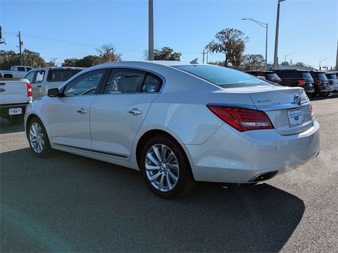 Used 2014 Buick LaCrosse Leather w/ Driver Confidence Package image 6