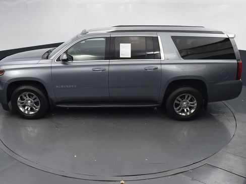 Used 2020 Chevrolet Suburban LT image 43