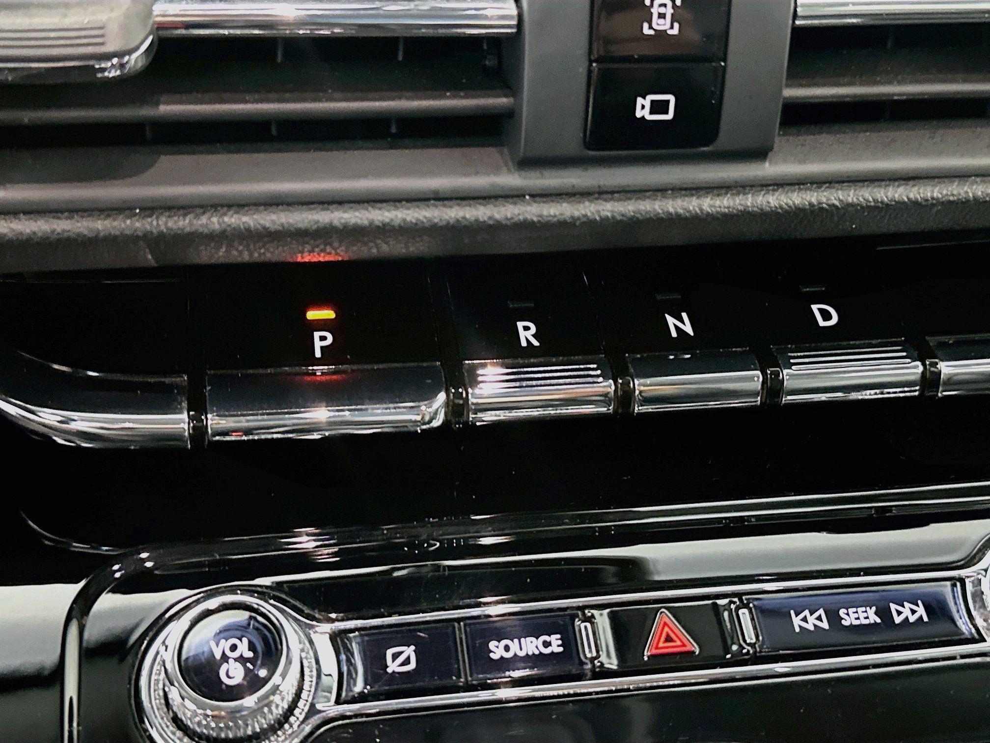 Used 2021 Lincoln Corsair FWD image 24