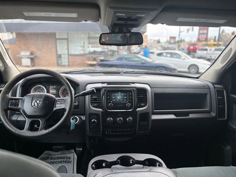 Used 2015 RAM 2500 Tradesman w/ Chrome Appearance Group AWD/4WD image 19