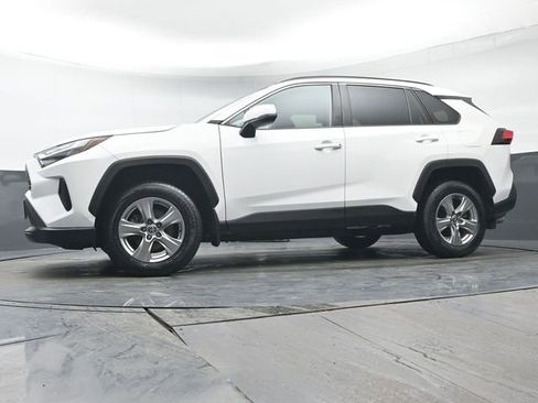 Certified 2022 Toyota RAV4 XLE w/ Convenience Package image 31