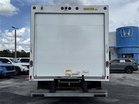 Used 2019 GMC Savana 3500 Extended image 6