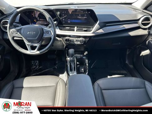 Used 2025 Chevrolet Trax ACTIV w/ Driver Confidence Package FWD image 14