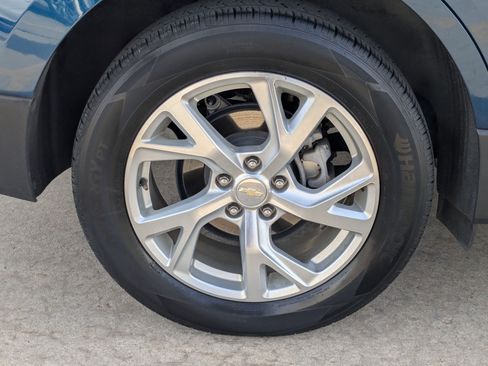 Used 2019 Chevrolet Equinox LT image 12