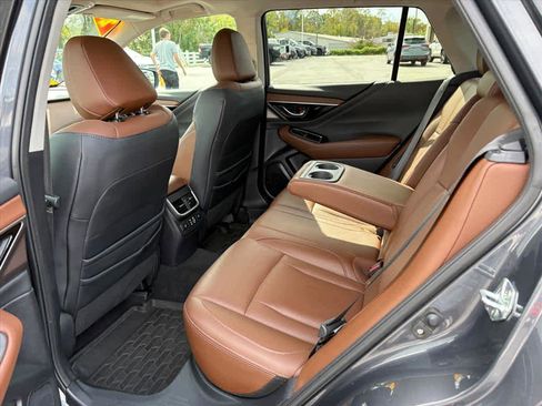Used 2024 Subaru Outback Touring XT w/ Popular Package #2 image 9