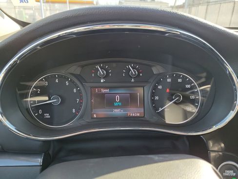 Used 2022 Buick Encore Preferred w/ Safety Package image 25