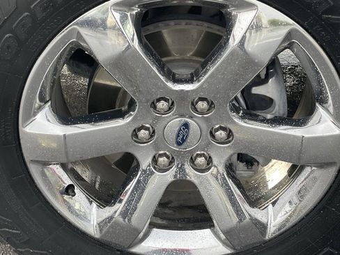 Used 2023 Ford F150 Lariat image 35