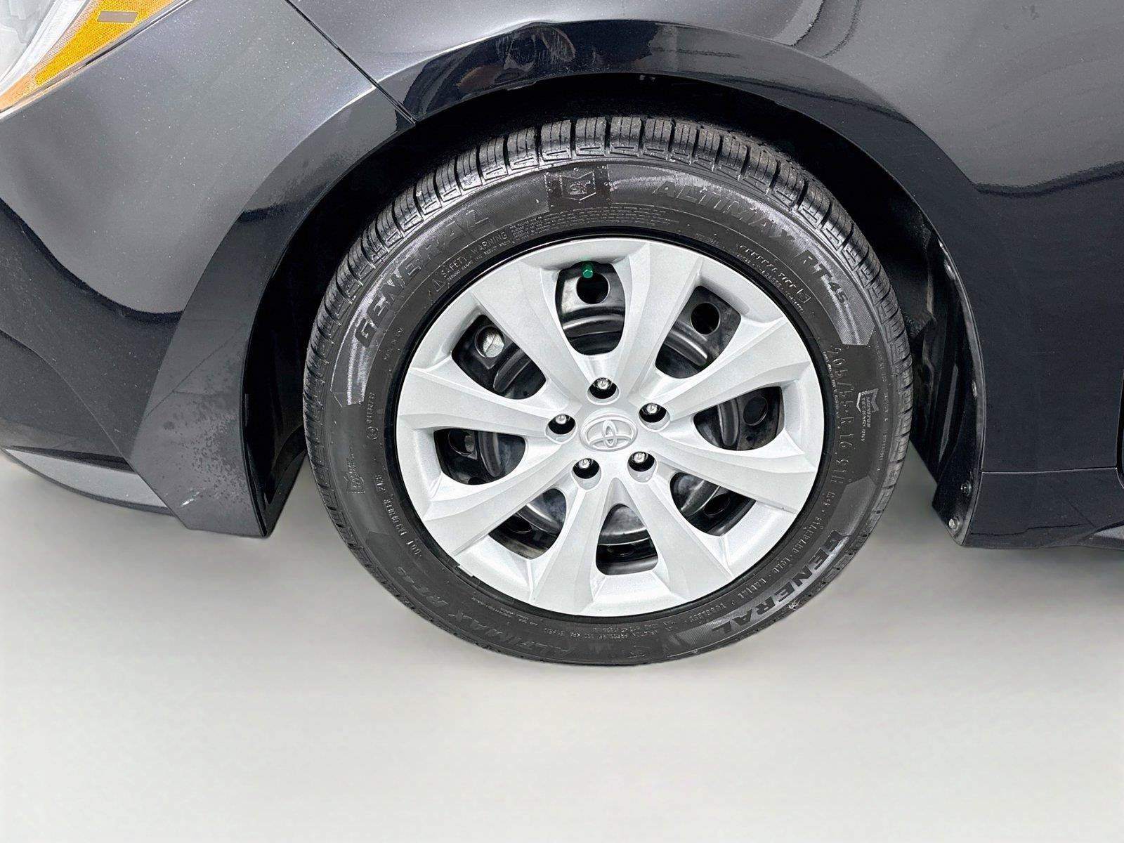 Certified 2024 Toyota Corolla LE FWD image 43